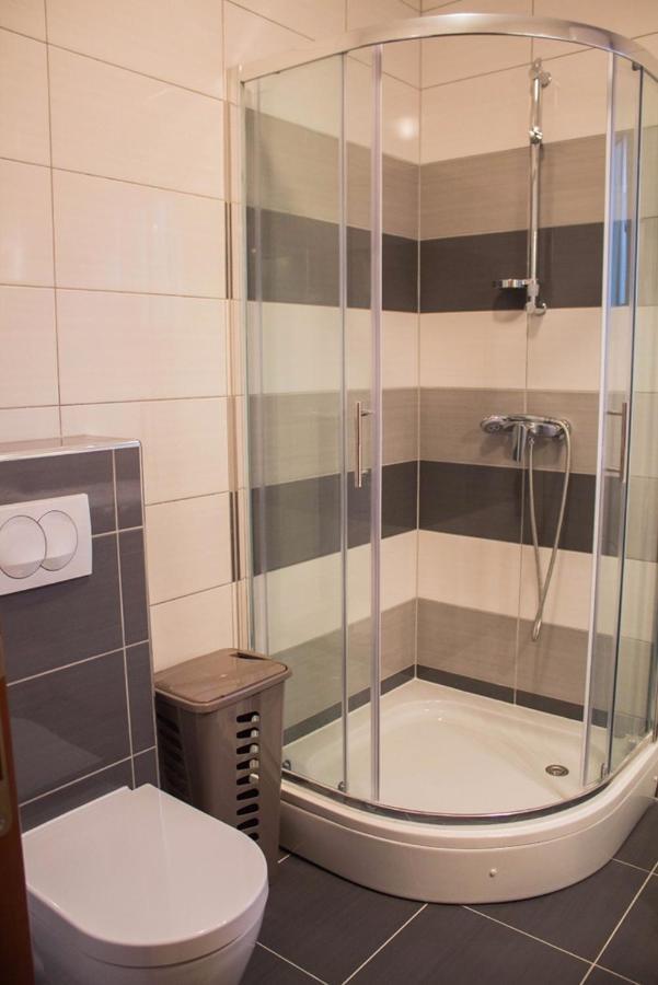 Heidi Apartman Podstrana Kültér fotó
