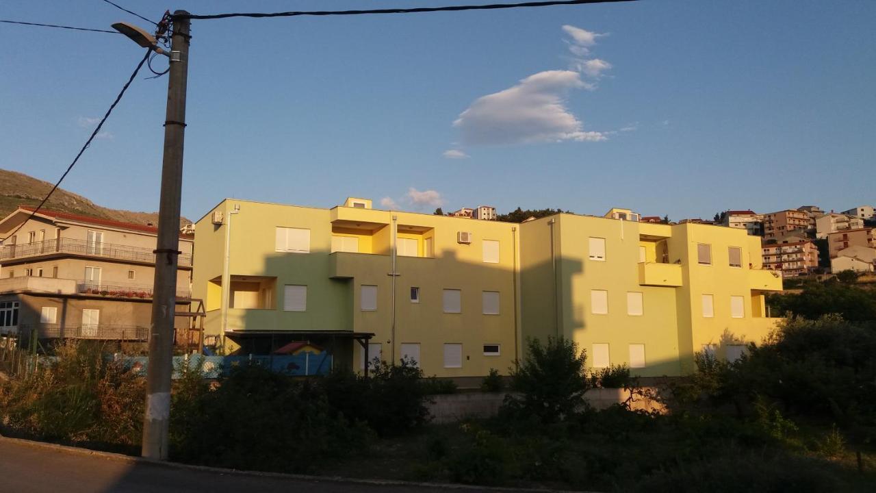 Heidi Apartman Podstrana Kültér fotó